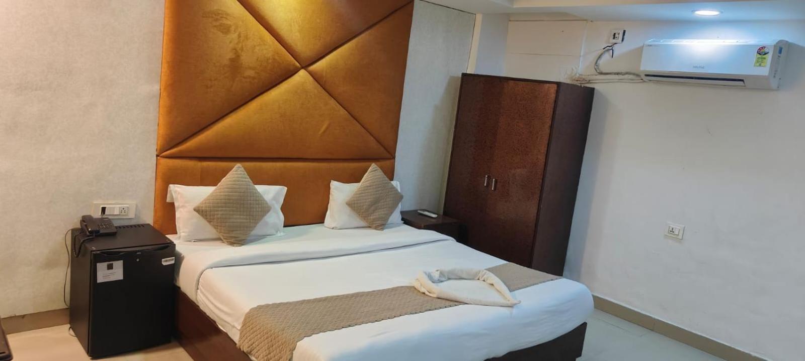 Hotel Grand City Yeni Delhi Dış mekan fotoğraf